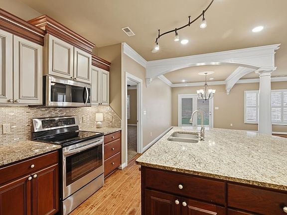 4th image of 3121 Spring Run