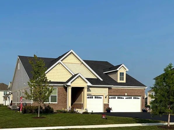 25701 W Rocky Creek Rd, Plainfield, IL 60586