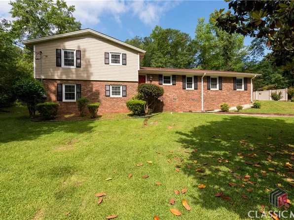 285 Weatherly Woods Drive, Winterville, GA 30683