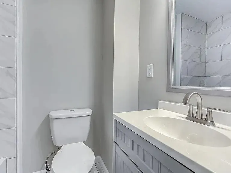 1707 Columbia Ave — Photo 11