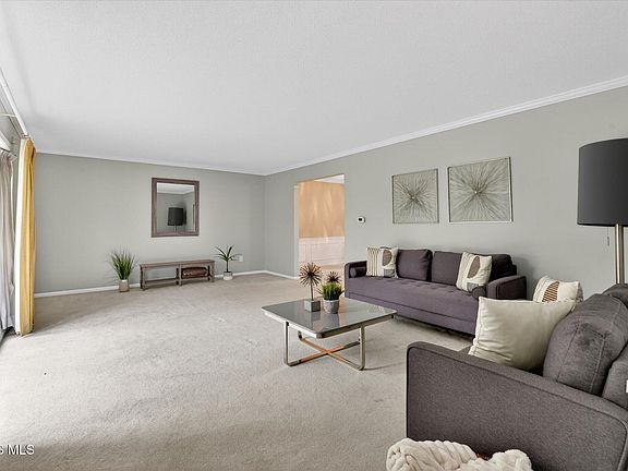 3rd image of 7839 Hedingham Rd