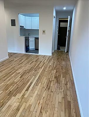 2nd image of 222 E 75th St APT 3C