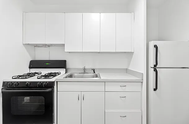 Rented by Keller Williams NYC | media 7