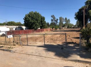 15905 Beechwood Ave, Ivanhoe, CA 93235