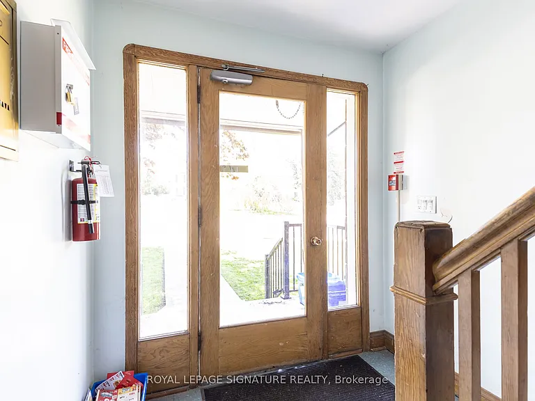 855 Simcoe St N #3 — Photo 5