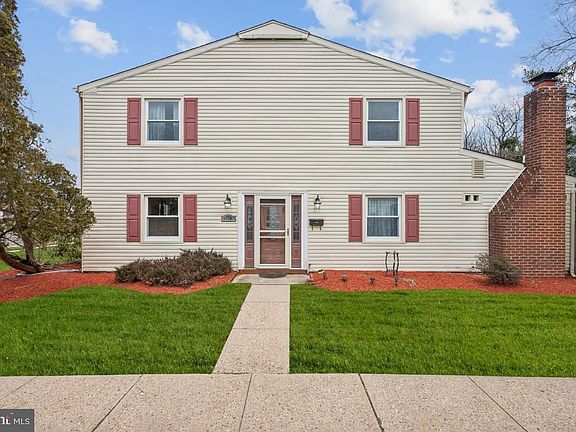 2nd image of 176 Rockland Dr