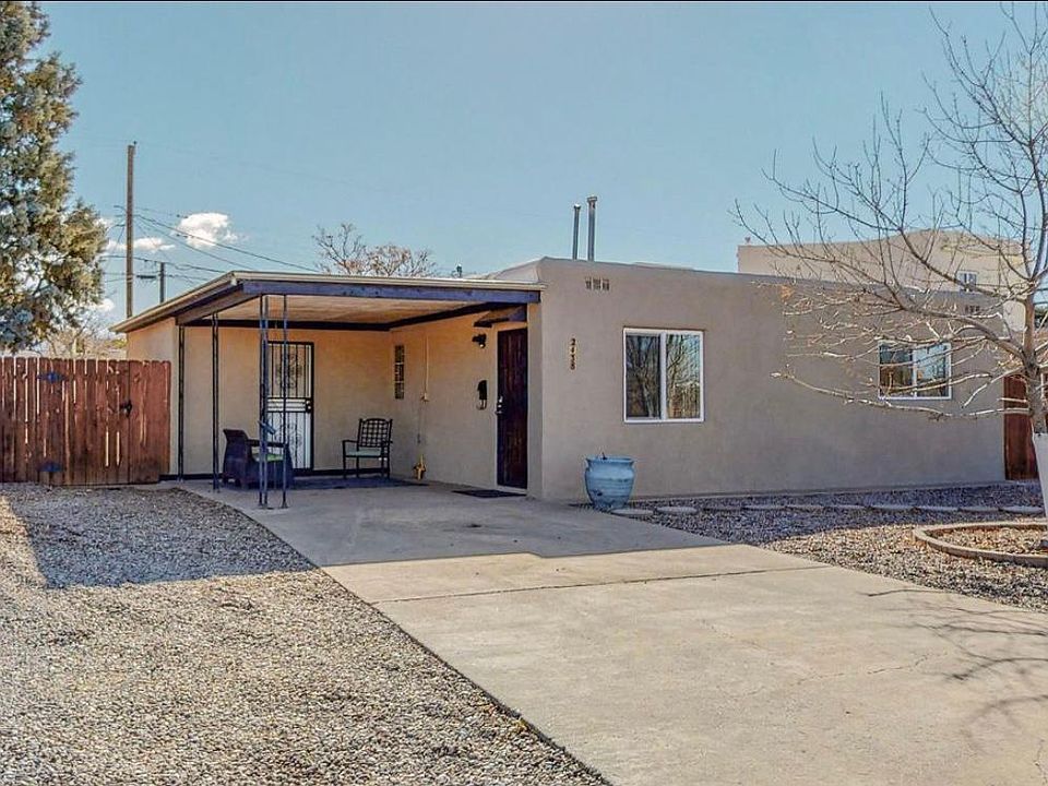 1st image of 2438 Valencia Dr NE
