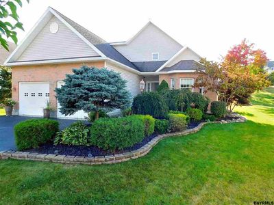 56 Cheshire Way, Loudonville, NY, 12211