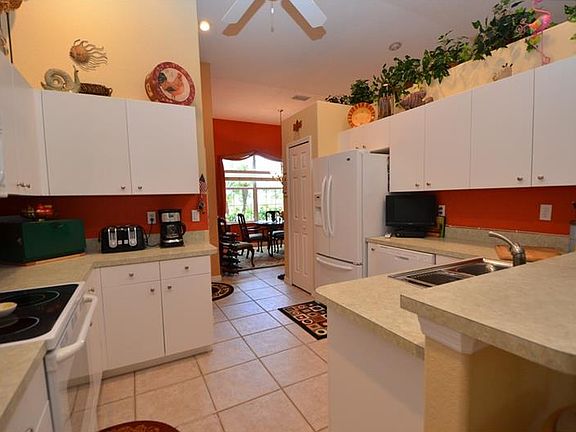5th image of 25639 Deep Creek Blvd