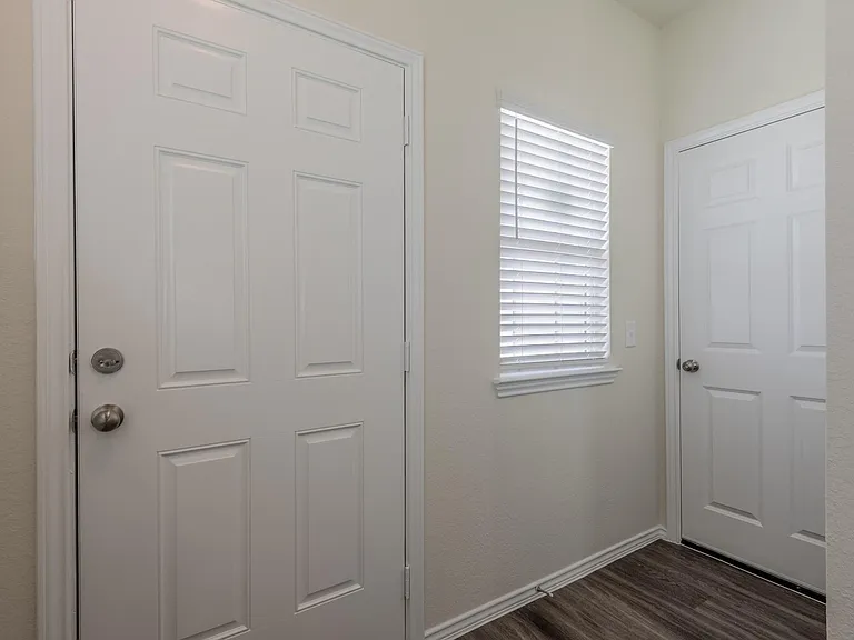 5715 Pampus Prairie Rd — Photo 2