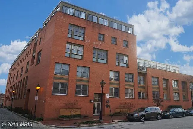 123 W Barre St Unit 102 photo 1