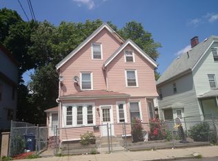 39 Round Hill St, Jamaica Plain, MA 02130