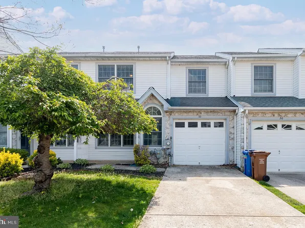 32 Shady Brooke Ln, Logan Township, NJ 08085