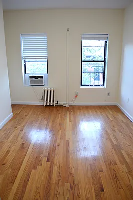 Rented by OvCo Realty | media 30