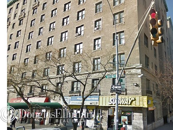 5th image of 3657 Broadway APT 2G