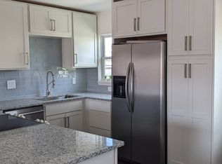 925 Tarpon Ave APT 2, Fernandina Beach, FL 32034
