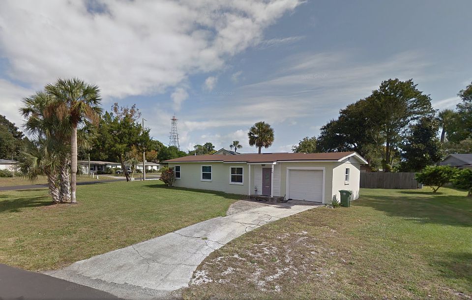 1st image of 614 16th Ave N