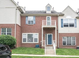 2056 Cloverly Ln, Ann Arbor, MI 48108