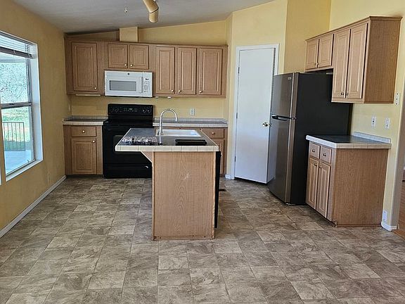 5th image of 4424 S Santa Lucia Ave