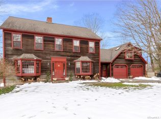 73 Browns Ln, Fairfield, CT 06824