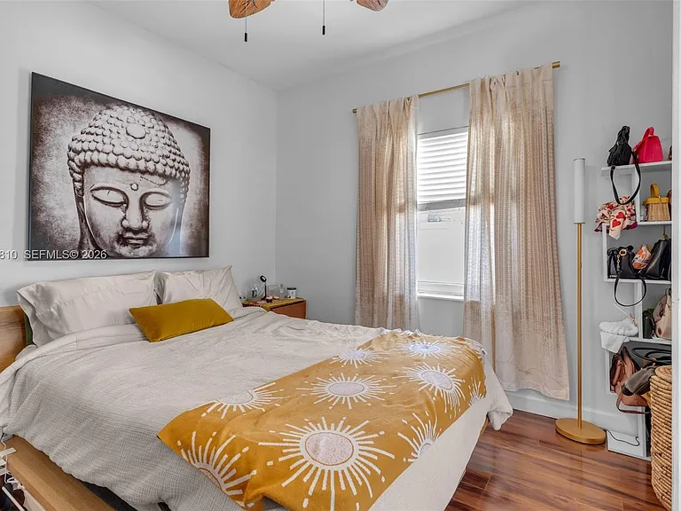3151 NW Flagler Ter — Photo 25