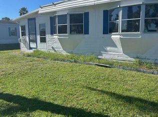 21 S Granada Ln, Pt Saint Lucie, FL 34952