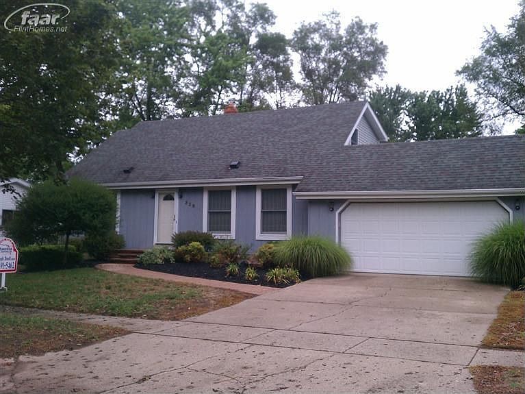 1st image of 326 Sunnyside Dr