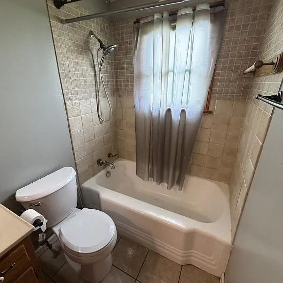 994 N Lincoln Ave — Photo 8