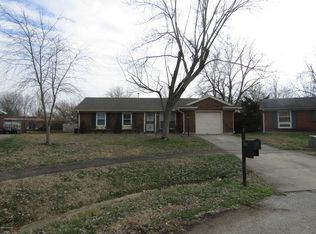8309 Tallow Ct, Louisville, KY 40214
