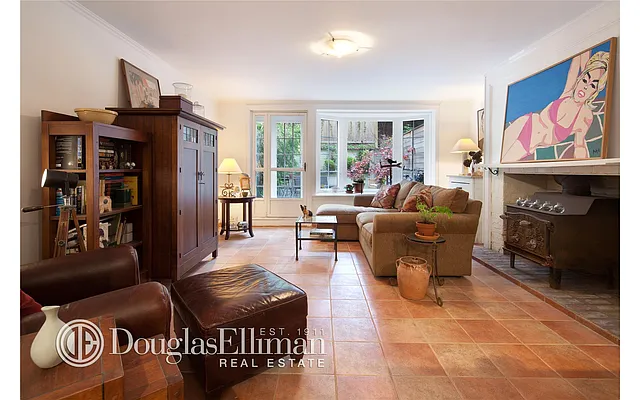 Sold by Douglas Elliman | media 10