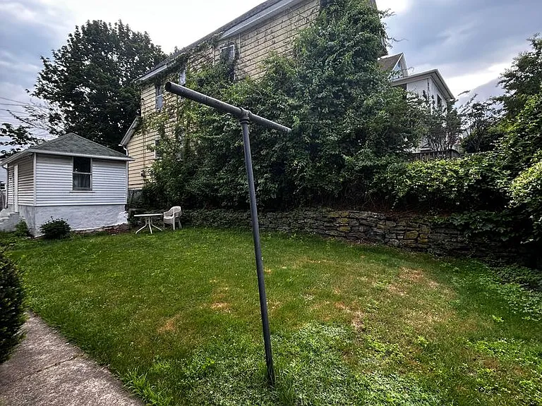 617 Alder St — Photo 22