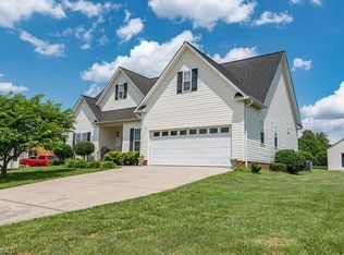 259 Charleston Ridge Dr, Mocksville, NC 27028