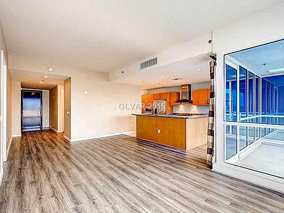 4th image of 4575 Dean Martin Dr #1206