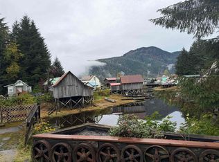 200 S 2nd St #5, Petersburg, AK 99833