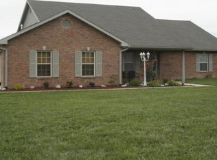 12754 Katy Trail Ct, Boonville, MO 65233