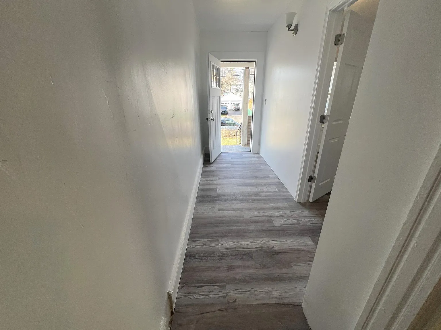 4 bed, $2,650 — Photo 3