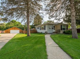 709 Minerva St, Horicon, WI 53032