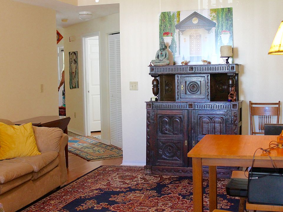 1st image of 21107 Harbour Vista Cir