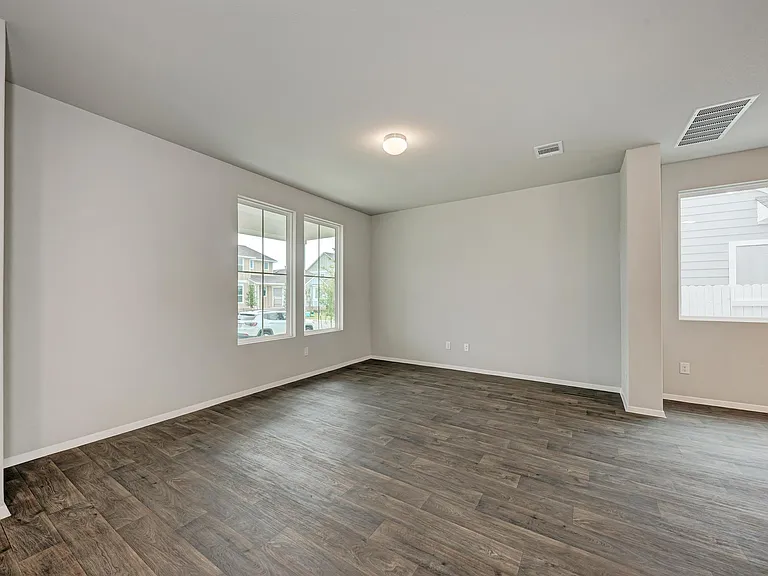 158 Daylily Dr — Photo 9
