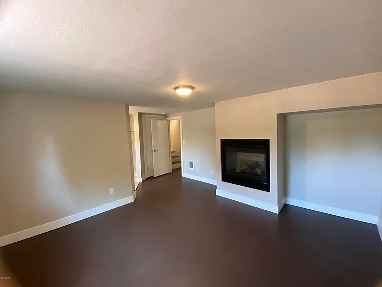 600 S Mud Springs Rd — Photo 19