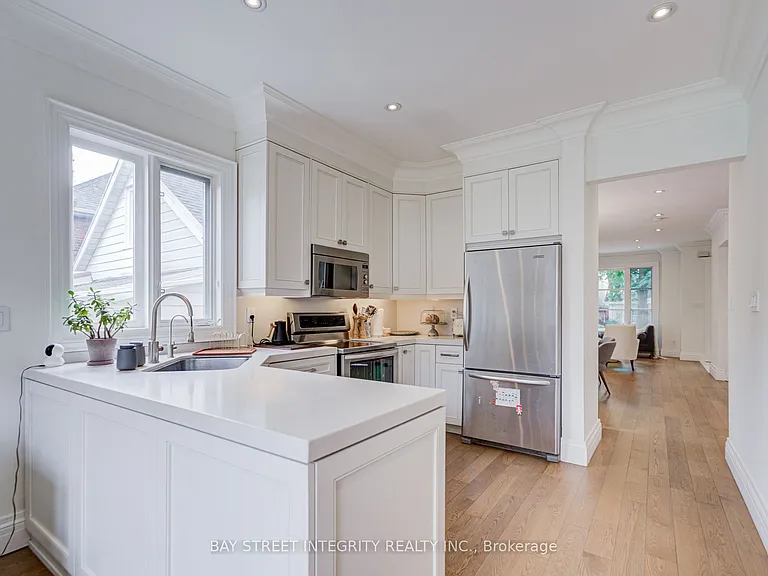 354 Old Orchard Grv — Photo 15
