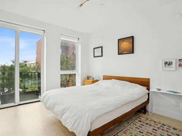 290 Powers Street image 8 of 15