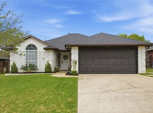 1702 Ibis Ct, Bryan, TX 77807