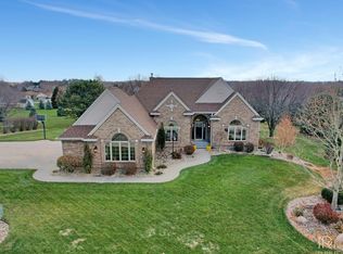 150 Donegal Rd, Aurora, NE 68818