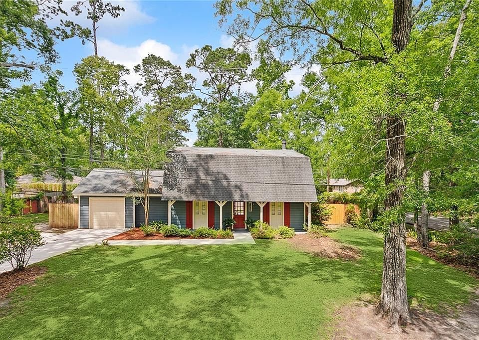 1st image of 231 Oakwood Dr