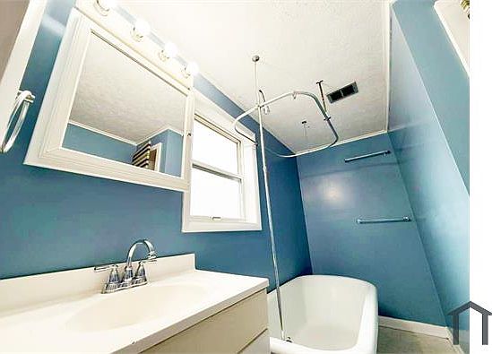 3rd image of 7402 Park Ave #3