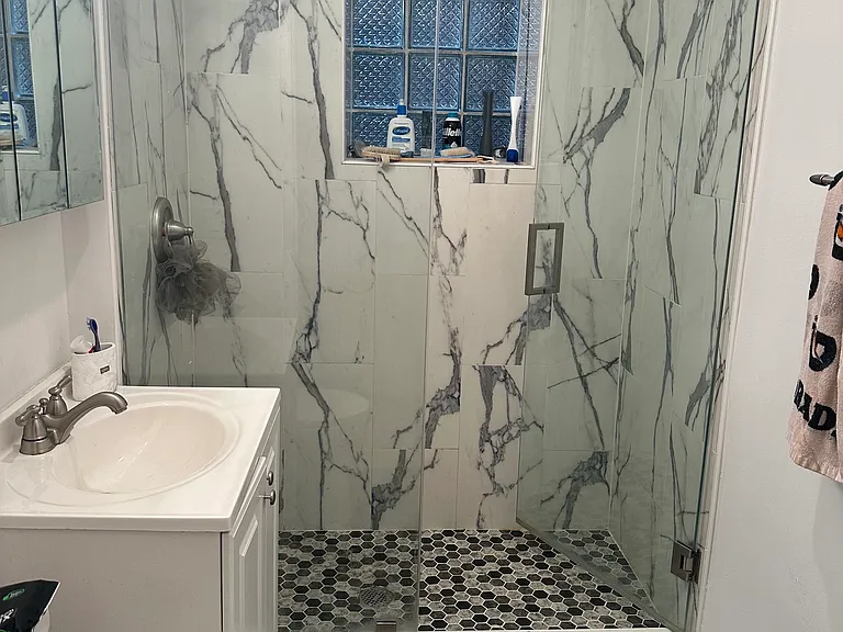 1350 N Greenview Ave #1R — Photo 8