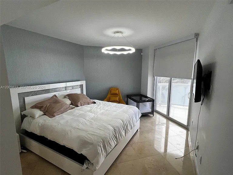 18671 Collins Ave #402 — Photo 17