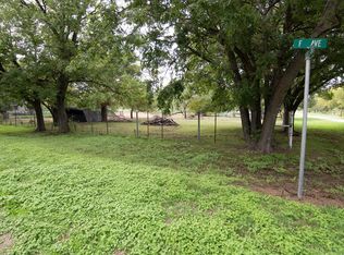 501 4th St, Blanket, TX 76432