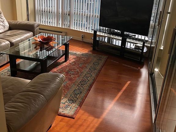 3rd image of 1288 Alberni St #1403